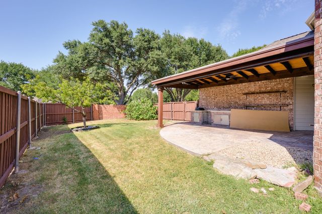 321 Andre Drive, Irving, TX 75063