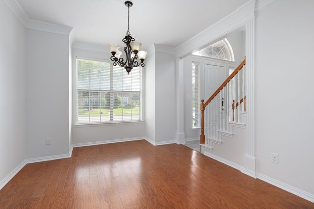 321 Andre Drive, Irving, TX 75063