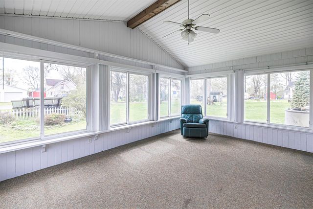 137 E 2ND Street, Waterford, PA 16441