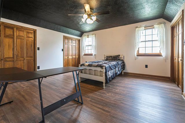 137 E 2ND Street, Waterford, PA 16441