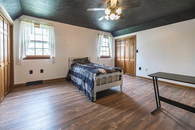 137 E 2ND Street, Waterford, PA 16441