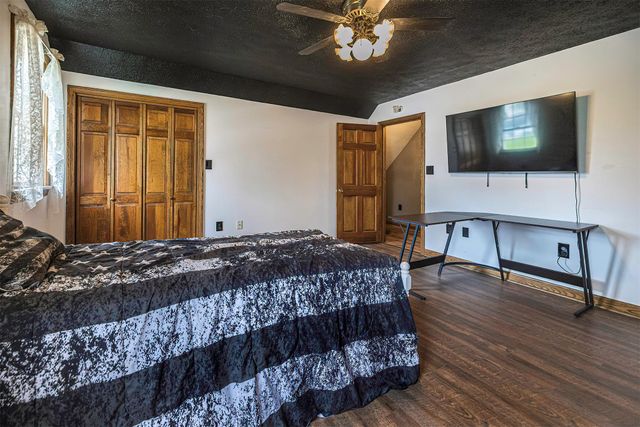 137 E 2ND Street, Waterford, PA 16441