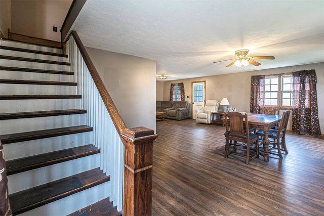 137 E 2ND Street, Waterford, PA 16441