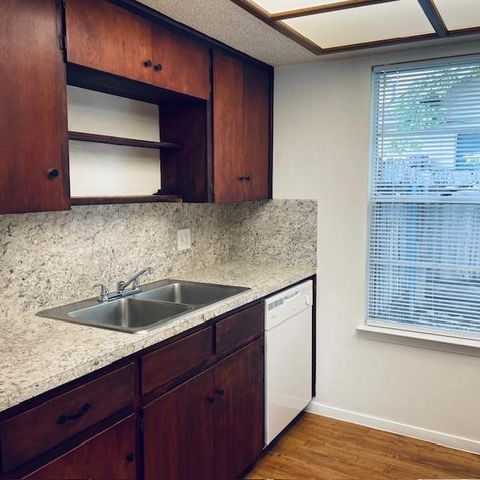 422 Chisholm Valley DR B, Round Rock, TX 78681