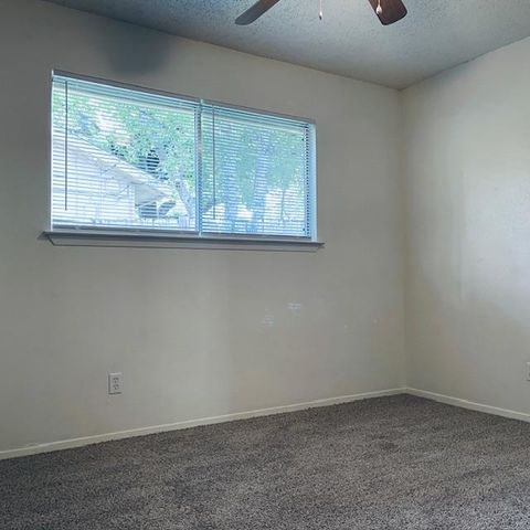 422 Chisholm Valley DR B, Round Rock, TX 78681