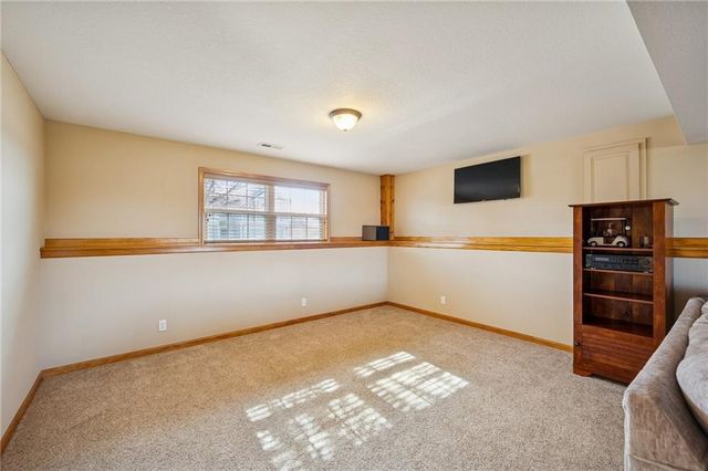 11200 Nogard Avenue, Kansas City, KS 66109