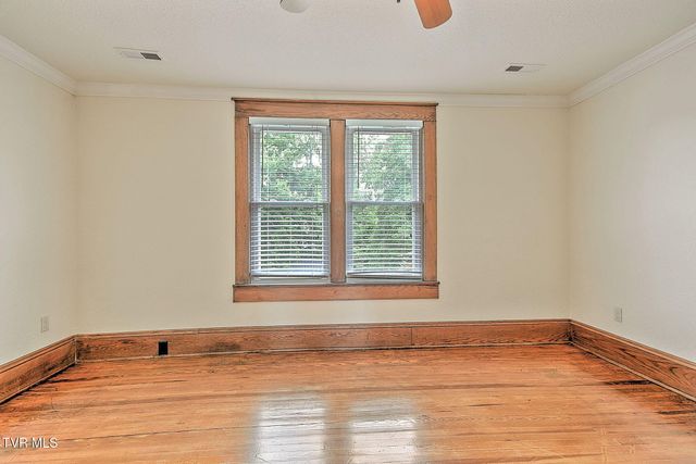 444 Cedar Street, Bluff City, TN 37618