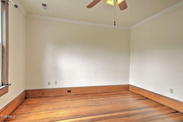 444 Cedar Street, Bluff City, TN 37618