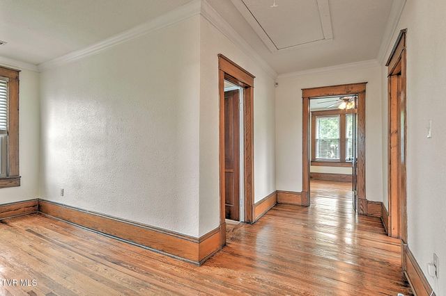 444 Cedar Street, Bluff City, TN 37618