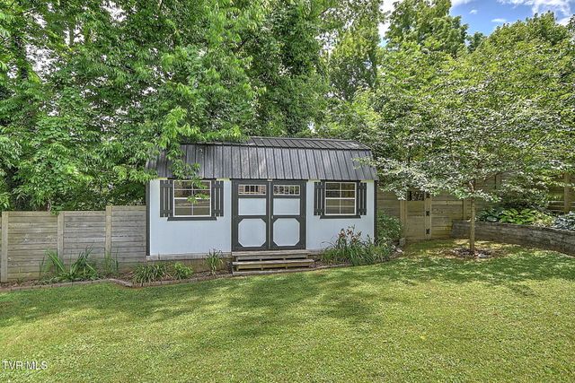 444 Cedar Street, Bluff City, TN 37618