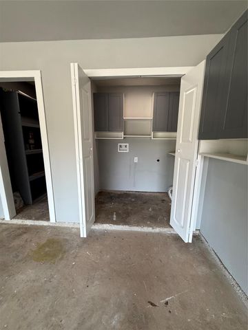 7303 Millbrae Lane, Houston, TX 77041