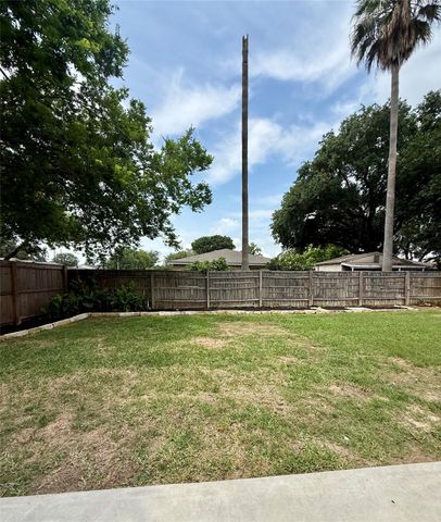 7303 Millbrae Lane, Houston, TX 77041
