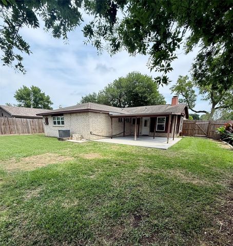 7303 Millbrae Lane, Houston, TX 77041