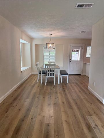 7303 Millbrae Lane, Houston, TX 77041