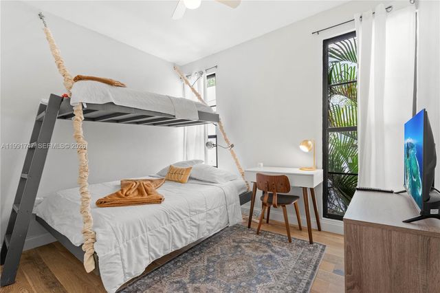 3145 Virginia St 4, Miami, FL 33133