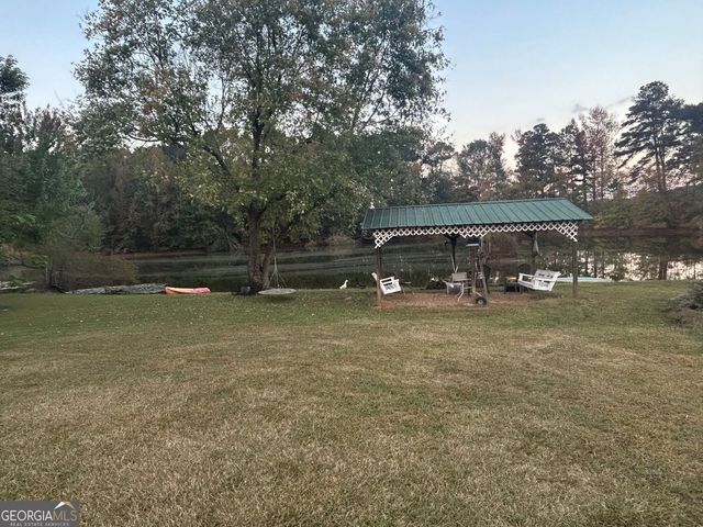 2755 Milton Bryan Drive, Loganville, GA 30052