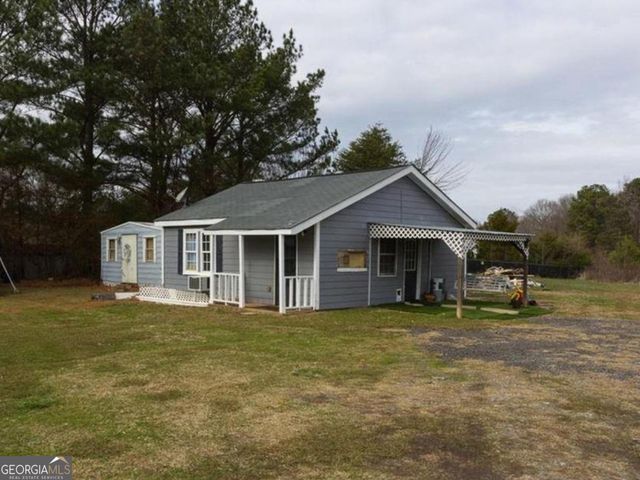 2755 Milton Bryan Drive, Loganville, GA 30052