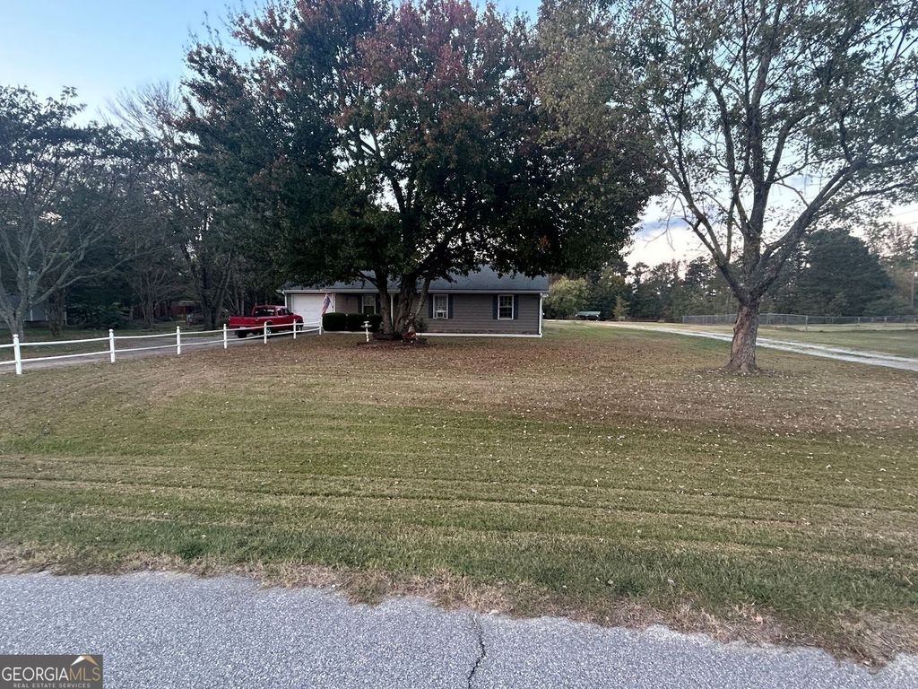 2755 Milton Bryan Drive, Loganville, GA 30052