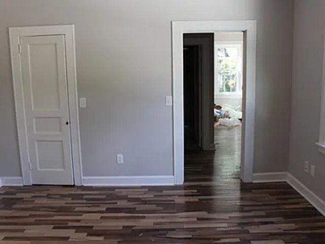 212 E McKnight Dr, Murfreesboro, TN 37130