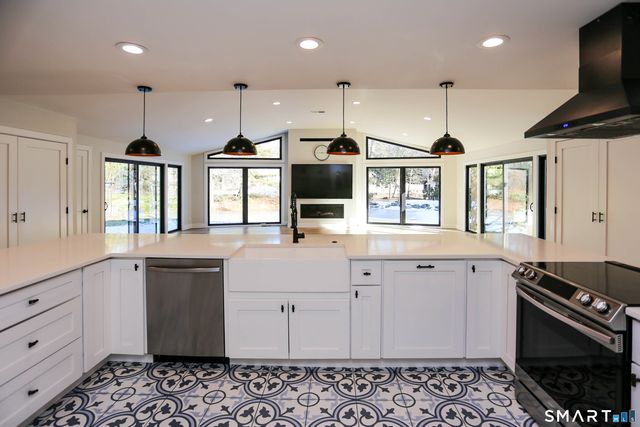 28 Turkey Hill Road North, Westport, CT 06880