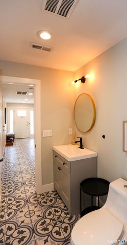 28 Turkey Hill Road North, Westport, CT 06880