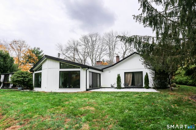 28 Turkey Hill Road North, Westport, CT 06880