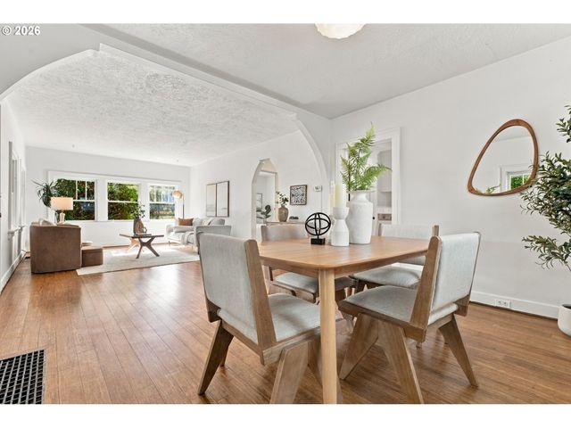 5005 Ne 62ND Ave, Portland, OR 97218