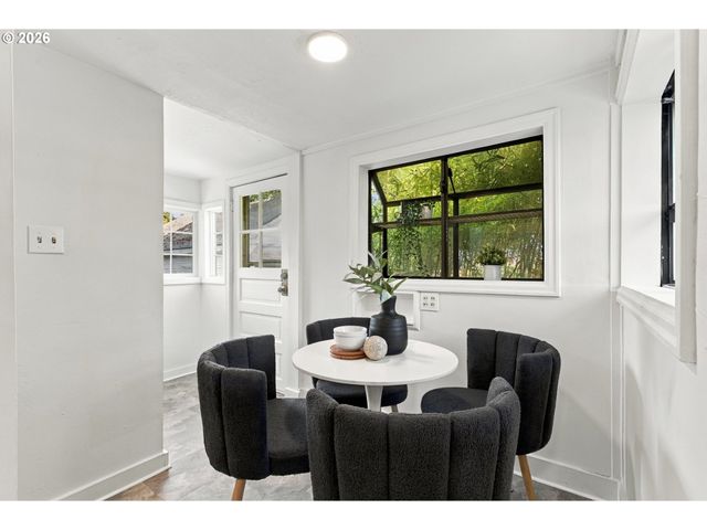 5005 Ne 62ND Ave, Portland, OR 97218