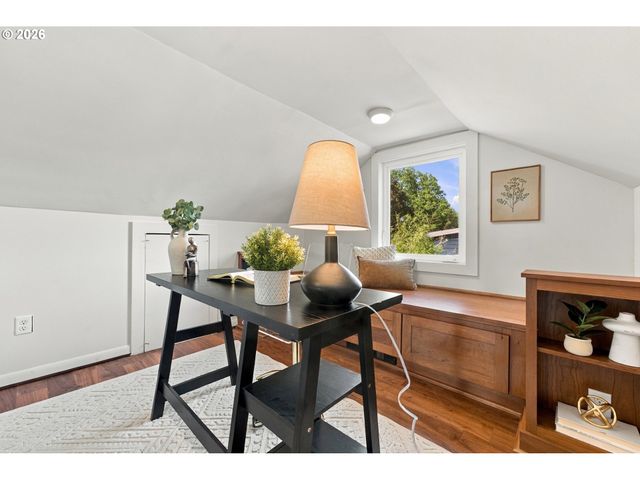 5005 Ne 62ND Ave, Portland, OR 97218