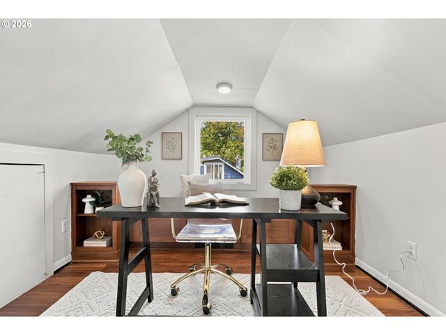 5005 Ne 62ND Ave, Portland, OR 97218