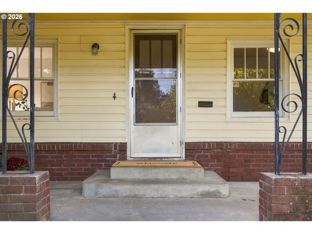 5005 Ne 62ND Ave, Portland, OR 97218