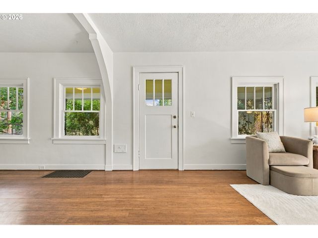 5005 Ne 62ND Ave, Portland, OR 97218
