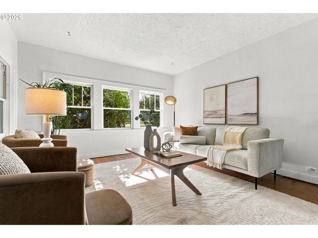 5005 Ne 62ND Ave, Portland, OR 97218