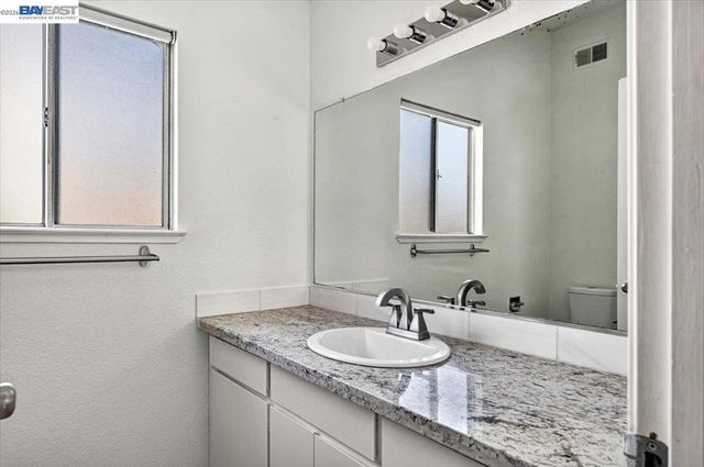 8265 Calla Way, Sacramento, CA 95828