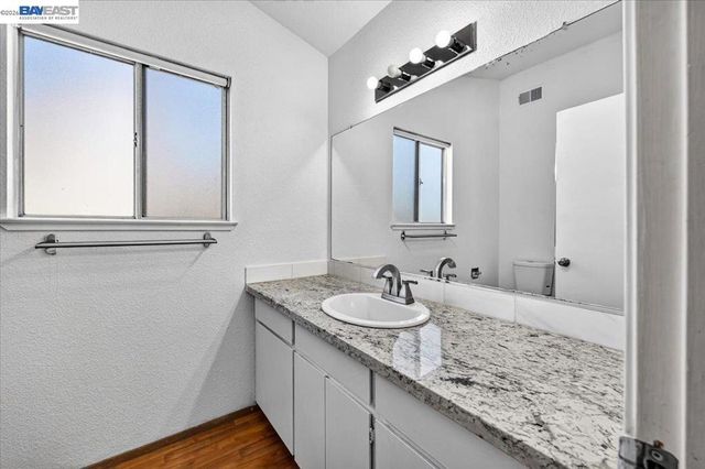 8265 Calla Way, Sacramento, CA 95828