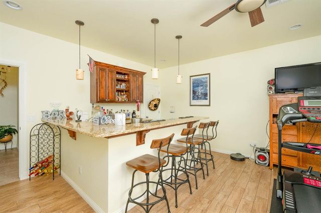 2825 Siena Circle, Yukon, OK 73099