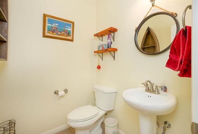 2825 Siena Circle, Yukon, OK 73099