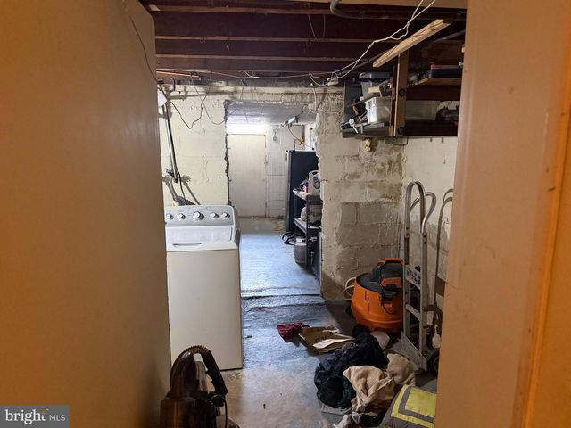 4027 CRANSTON AVE, Baltimore, MD 21229