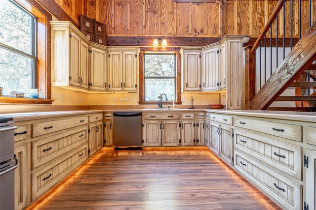 4700 E FM 922, Valley View, TX 76272
