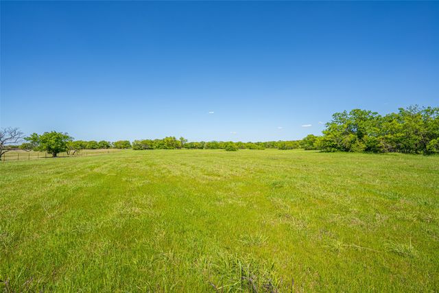 4700 E FM 922, Valley View, TX 76272