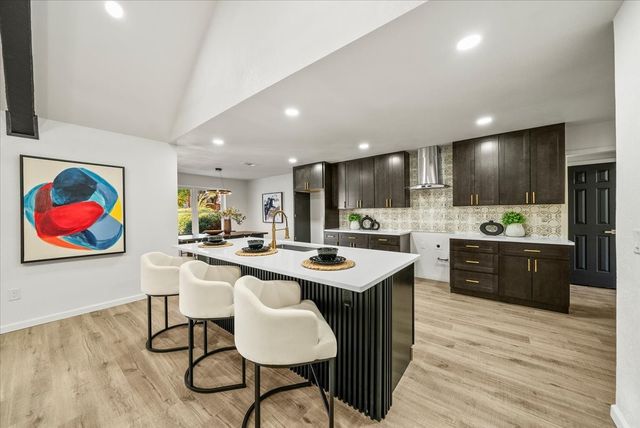 3609 Hidalgo Street, Irving, TX 75062