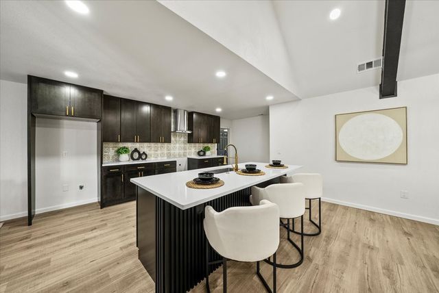 3609 Hidalgo Street, Irving, TX 75062