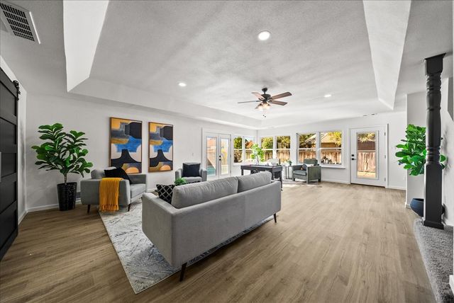 3609 Hidalgo Street, Irving, TX 75062