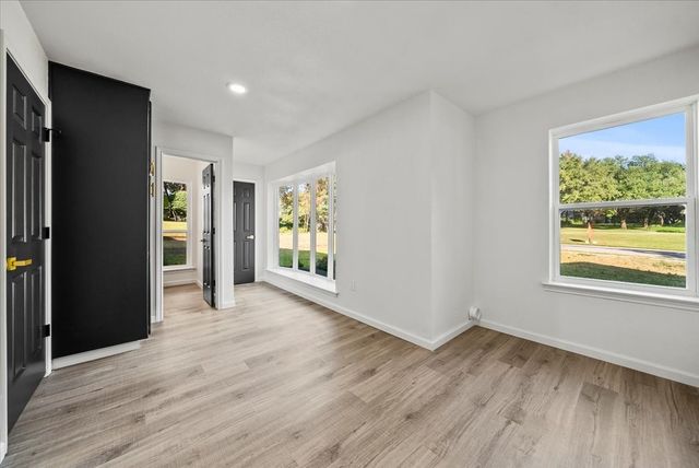 3609 Hidalgo Street, Irving, TX 75062