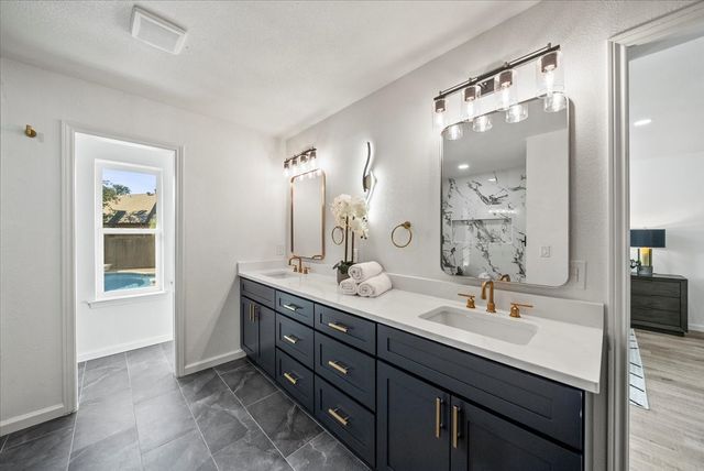 3609 Hidalgo Street, Irving, TX 75062