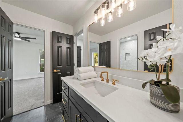 3609 Hidalgo Street, Irving, TX 75062