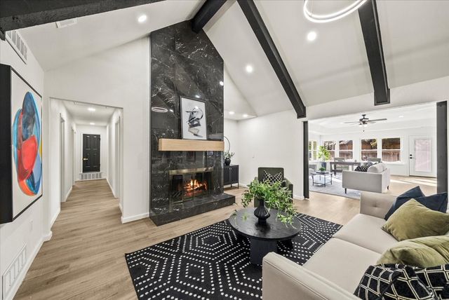 3609 Hidalgo Street, Irving, TX 75062