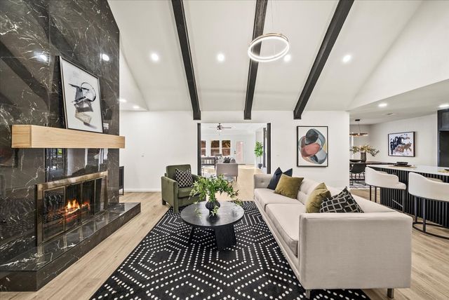 3609 Hidalgo Street, Irving, TX 75062