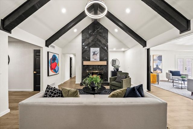 3609 Hidalgo Street, Irving, TX 75062