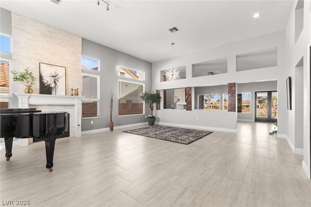 2900 Crown Ridge Drive, Las Vegas, NV 89134